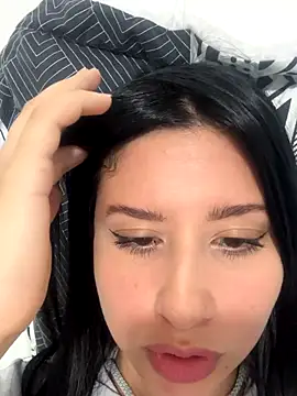 lucy grey25 online show from 10-29-25, 04:50