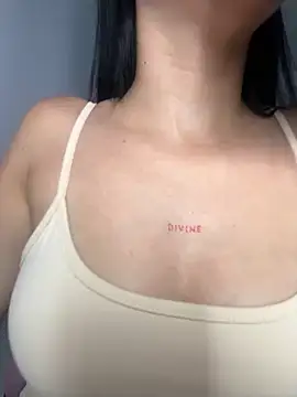 lucy grey25 online show from 11-10-25, 02:44