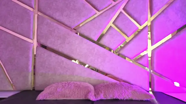 Zafiro claire online show from 02-13-26, 06:41