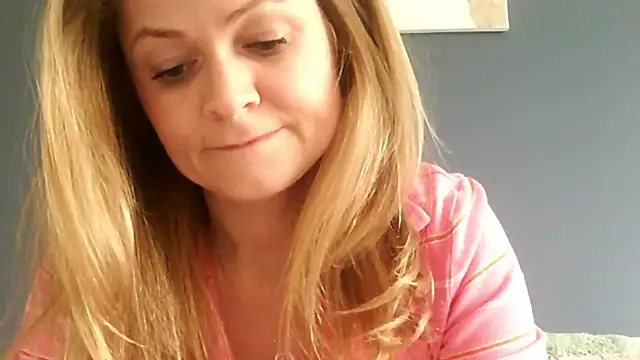Ginger-bb online show from 04-27-26, 05:49