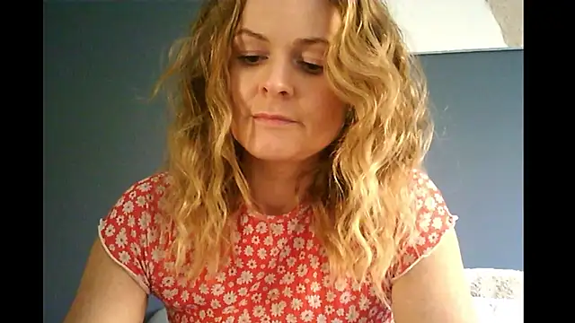 Ginger-bb online show from 10-17-25, 08:39