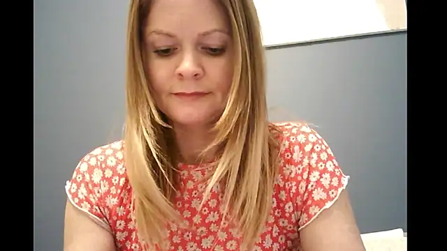 Ginger-bb online show from 11-19-25, 07:30