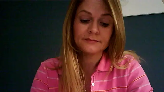 Ginger-bb online show from 10-30-25, 08:01