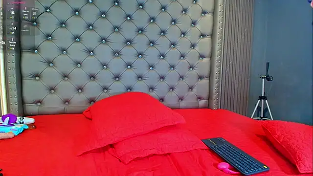 Snapshot of AKANE_SA chatting on 06-12-26, 01:14 AKANE SA online show from 06-12-26, 01:14