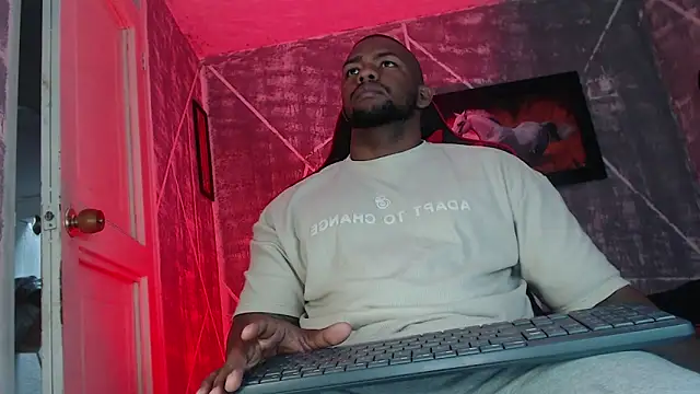 Snapshot of big_blackmen19 chatting on 10-08-25, 01:01 big blackmen19 online show from 10-08-25, 01:01