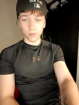 Snapshot of Logan_sixxer chatting on 09-18-25, 09:40 Logan sixxer online show from 09-18-25, 09:40