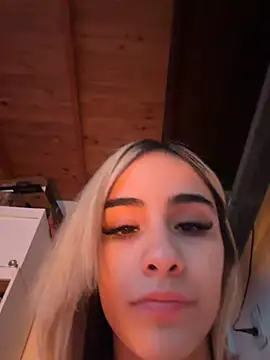 Babylovetiernax online show from 07-04-26, 08:35