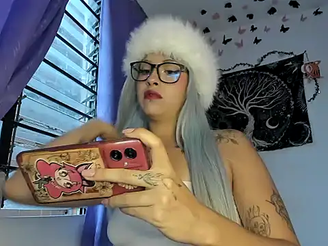 Sweet mim  online show from 06-15-26, 10:53