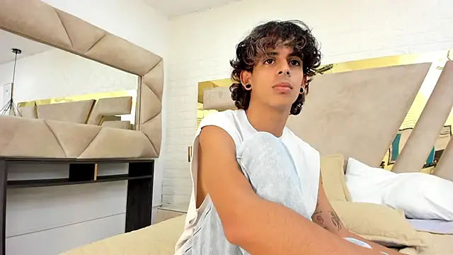 Snapshot of Ibratxandy chatting on 09-16-25, 07:26 Ibratxandy online show from 09-16-25, 07:26