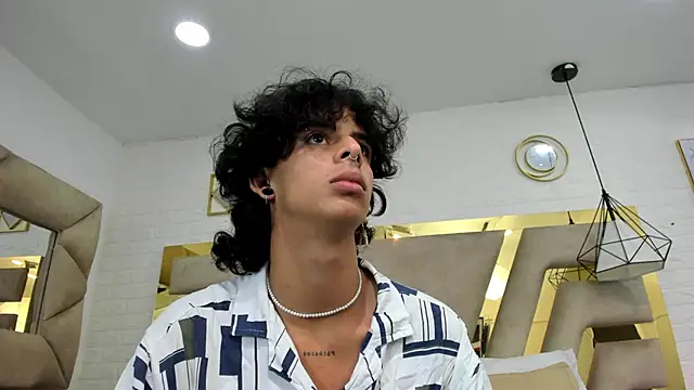 Snapshot of Ibratxandy chatting on 11-07-25, 02:21 Ibratxandy online show from 11-07-25, 02:21