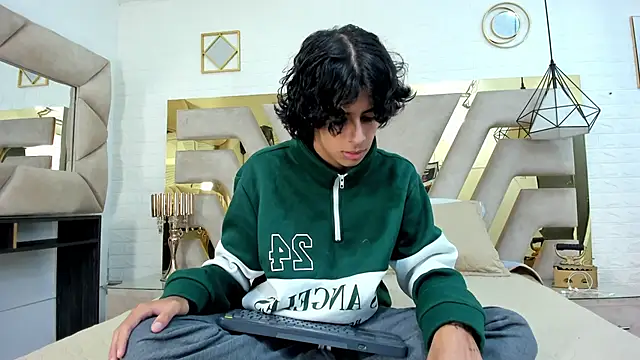 Snapshot of Ibratxandy chatting on 11-09-25, 11:58 Ibratxandy online show from 11-09-25, 11:58