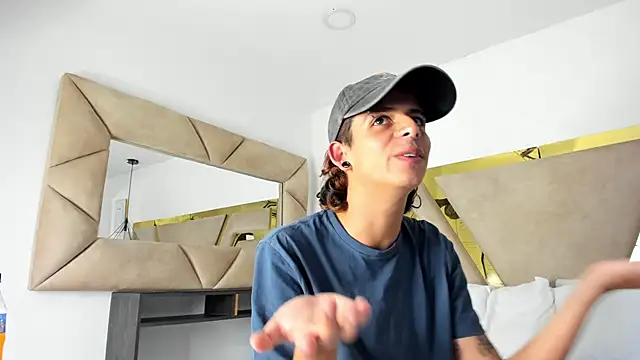 Snapshot of Ibratxandy chatting on 10-01-25, 09:51 Ibratxandy online show from 10-01-25, 09:51