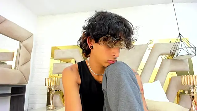 Snapshot of Ibratxandy chatting on 09-23-25, 06:48 Ibratxandy online show from 09-23-25, 06:48