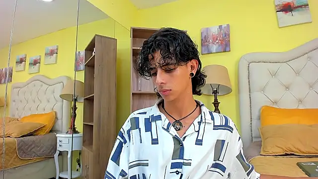 Snapshot of Ibratxandy chatting on 10-15-25, 09:12 Ibratxandy online show from 10-15-25, 09:12