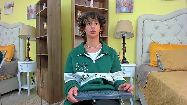 Snapshot of Ibratxandy chatting on 10-14-25, 07:14 Ibratxandy online show from 10-14-25, 07:14