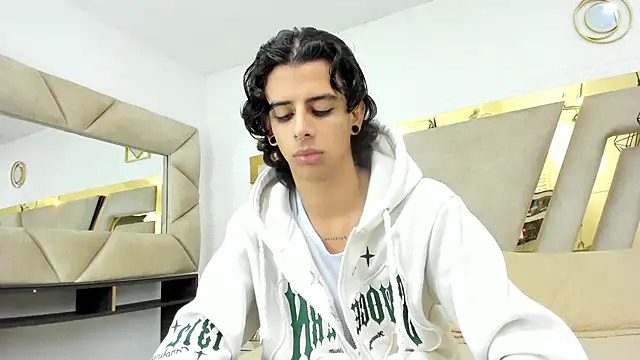 Snapshot of Ibratxandy chatting on 11-23-25, 12:04 Ibratxandy online show from 11-23-25, 12:04