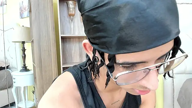 Snapshot of Ibratxandy chatting on 01-05-26, 07:17 Ibratxandy online show from 01-05-26, 07:17