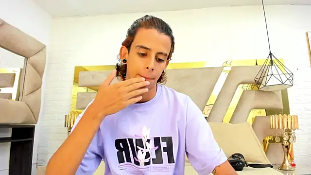 Snapshot of Ibratxandy chatting on 09-20-25, 07:08 Ibratxandy online show from 09-20-25, 07:08