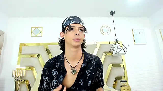 Snapshot of Ibratxandy chatting on 10-30-25, 05:10 Ibratxandy online show from 10-30-25, 05:10