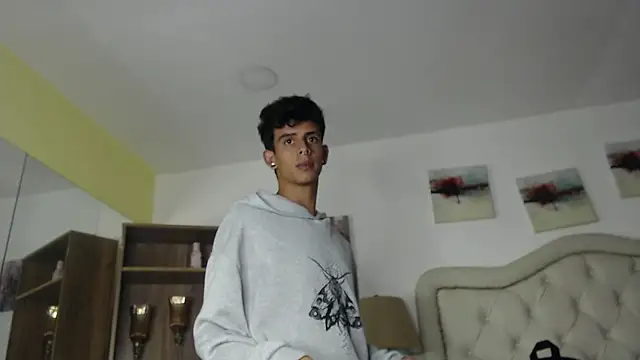 Ibratxandy online show from 04-21-26, 01:42