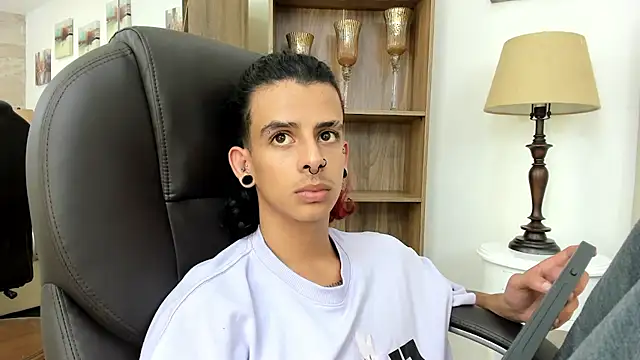 Ibratxandy online show from 02-05-26, 07:53