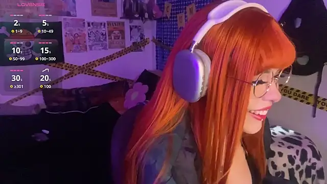 PixelKitty  online show from 11-28-25, 03:45