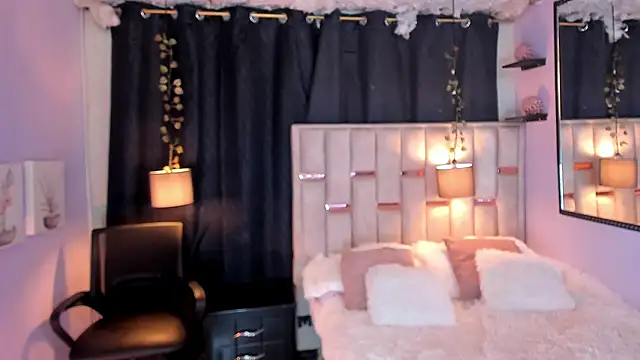 Hanzking01 online show from 11-28-25, 03:07