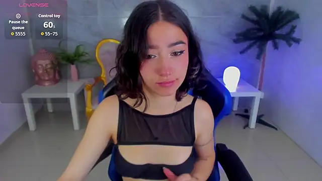 venuss09 s online show from 11-13-25, 02:54