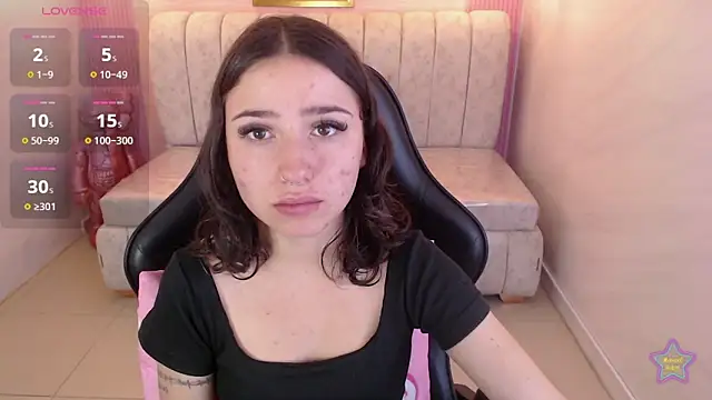 Snapshot of venuss09_s chatting on 02-21-26, 12:51 venuss09 s online show from 02-21-26, 12:51