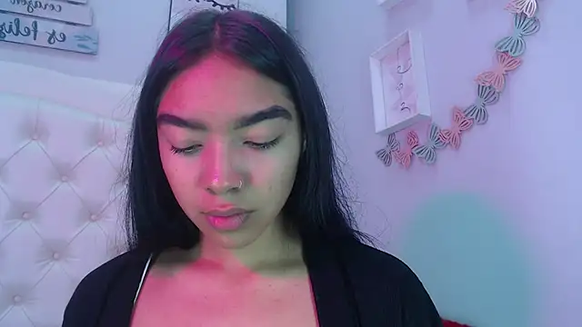 pocahontamoon online show from 09-23-25, 01:18