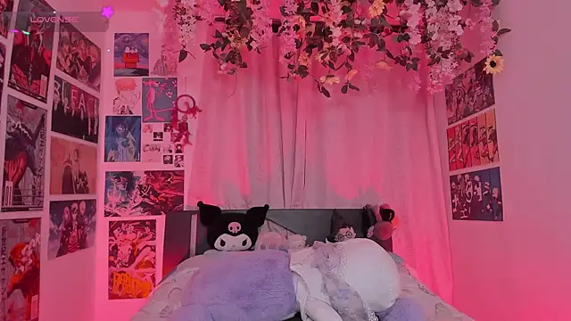 FluffyMelons online show from 04-09-26, 11:00