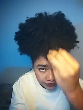 Snapshot of Maaaar_ chatting on 10-18-25, 02:19 Maaaar online show from 10-18-25, 02:19