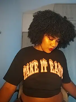 Snapshot of Maaaar_ chatting on 09-25-25, 01:44 Maaaar online show from 09-25-25, 01:44