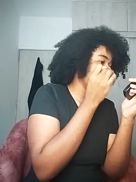 Snapshot of Maaaar_ chatting on 10-15-25, 02:58 Maaaar online show from 10-15-25, 02:58