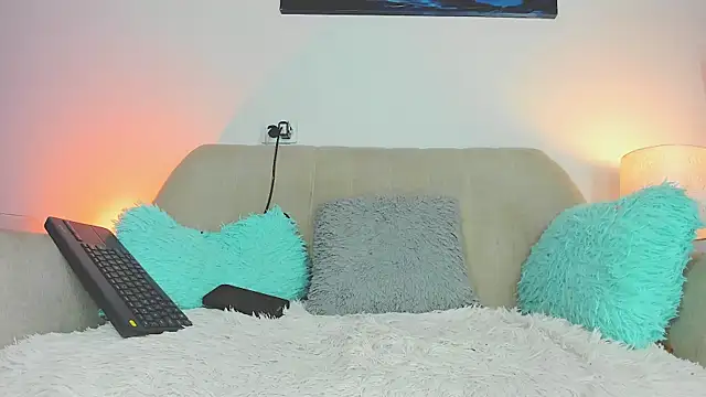 teo saenz online show from 12-22-25, 02:01