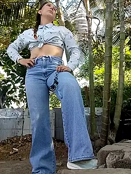 Arianna Moss online show from 07-04-26, 09:19
