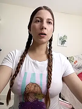 Snapshot of Arianna_Moss chatting on 02-07-26, 01:57 Arianna Moss online show from 02-07-26, 01:57