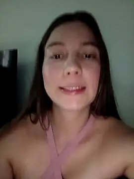 Arianna Moss online show from 10-31-25, 03:03