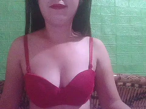 Snapshot of lucky_rona chatting on 10-24-25, 02:27 lucky rona online show from 10-24-25, 02:27