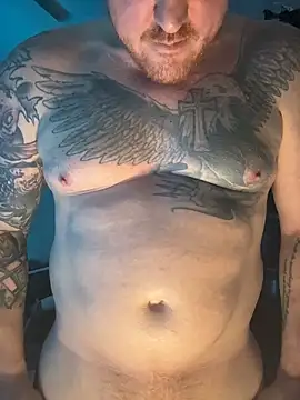Snapshot of CloudyKingG chatting on 06-19-26, 12:38 CloudyKingG online show from 06-19-26, 12:38