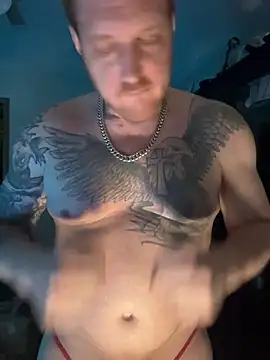 Snapshot of CloudyKingG chatting on 07-12-26, 11:00 CloudyKingG online show from 07-12-26, 11:00
