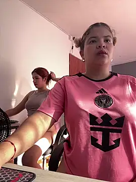 Snapshot of lilith_cut3 chatting on 12-17-25, 09:09 lilith cut3 online show from 12-17-25, 09:09