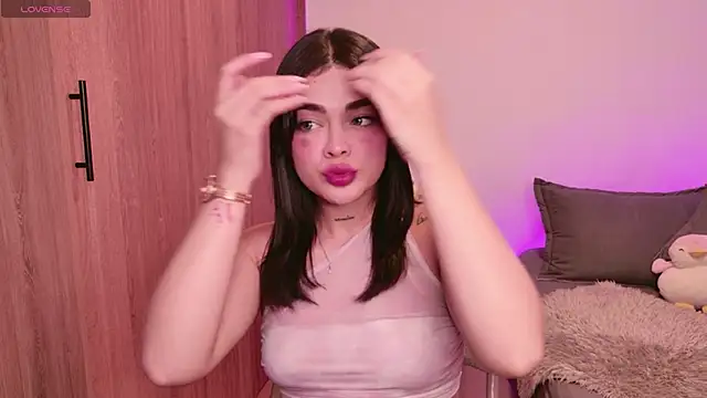 DulceDuarte online show from 11-12-25, 05:00