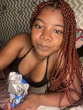 chocolatito-ho online show from 09-23-25, 03:02