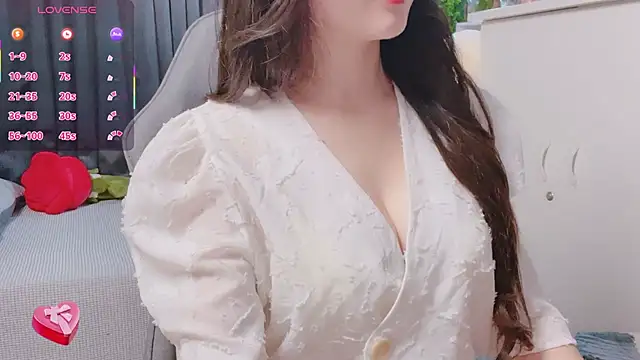 Quynhanh 69 online show from 06-25-26, 03:48