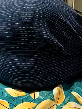 Snapshot of kajalLelaa chatting on 02-16-26, 09:52 kajalLelaa online show from 02-16-26, 09:52