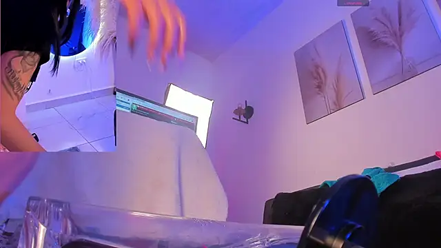 raven blackk online show from 03-12-26, 12:49