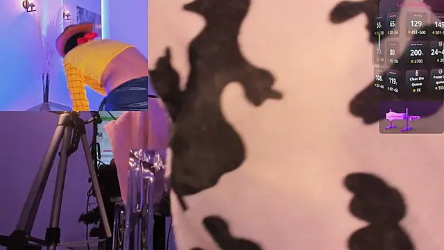 raven blackk online show from 12-16-25, 06:06