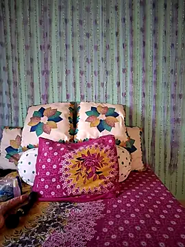 Ishu Lovee online show from 04-15-26, 05:35