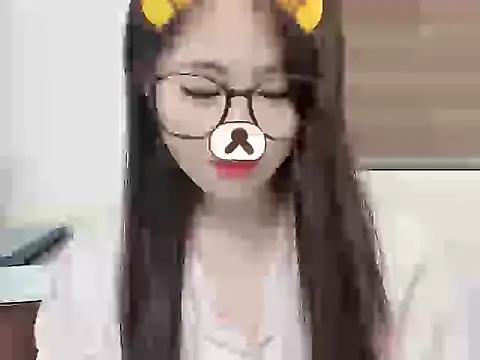 Amelia-babee online show from 09-20-25, 11:37